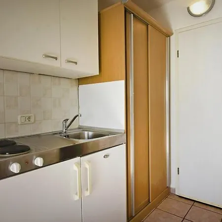 In With Sea View, Balcony, Air Conditioning, Wlan 819-6 *