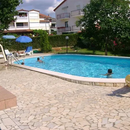 Apartament In With Sea View, Balcony, Air Conditioning, Wlan 819-6 Poreč